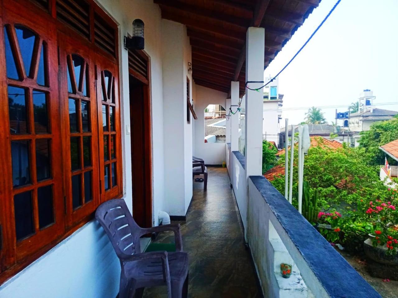 New Sea Lion Guest House Hikkaduwa Exterior foto